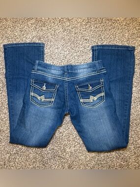 Womans Low rise bootcut jeans